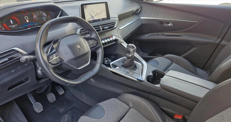 Peugeot 5008 cena 93850 przebieg: 114929, rok produkcji 2018 z Nowe Warpno małe 191